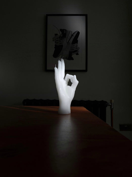 OK žvakė – 21 cm aukščio – realistiškos odos tekstūros – 3 dagčiai